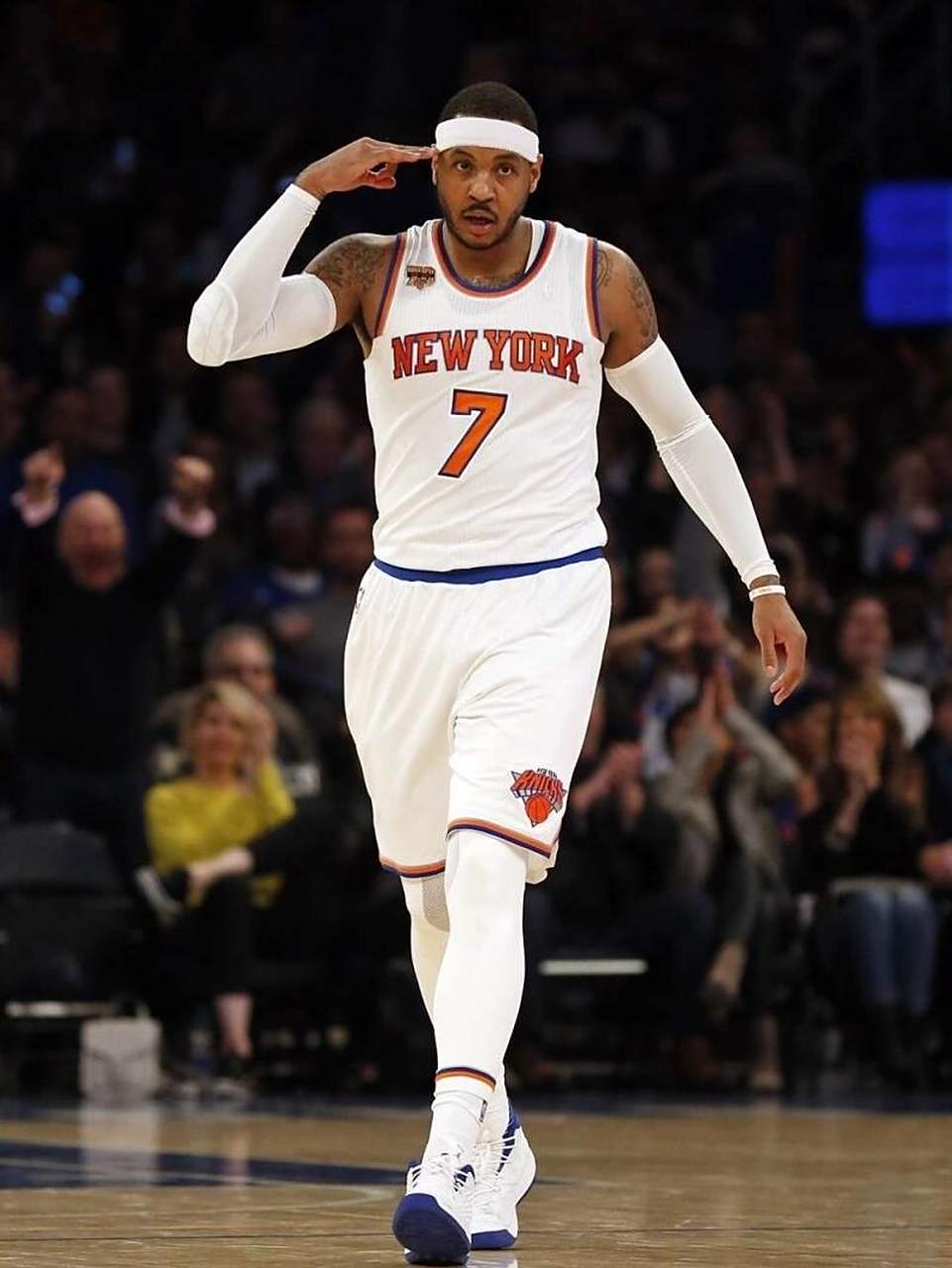 前的背景下 前的背景下