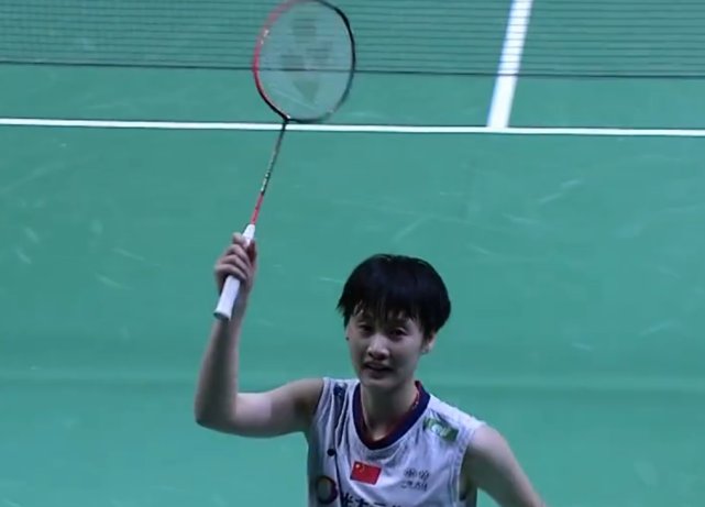 相比之下 相比之下